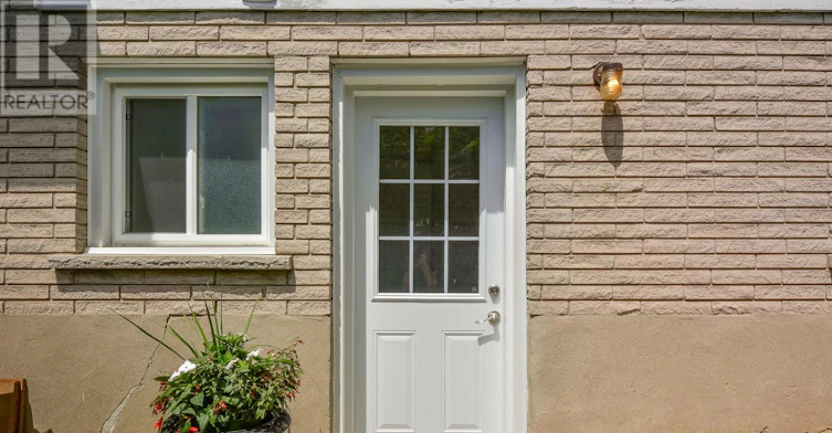 5 Algoma Drive, Guelph, ON, N1E 1C8