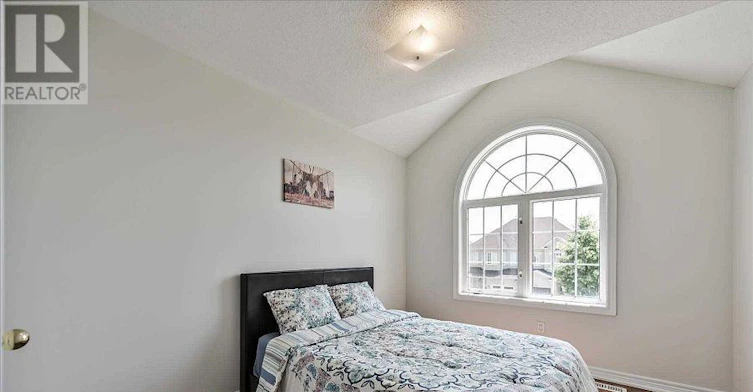 46 Ozner Crescent, Vaughan, ON, L4H 0E1