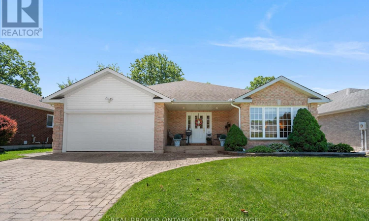508 Jo Anne Crescent