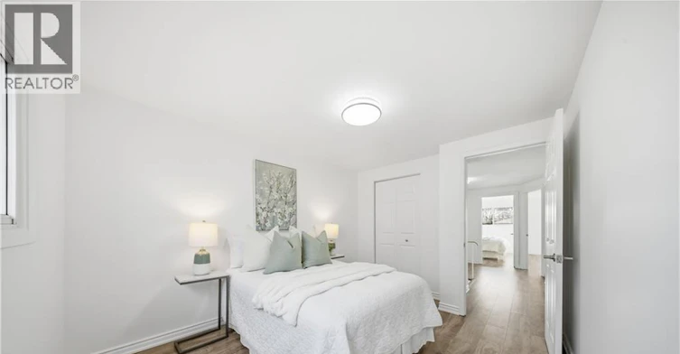 2637 Altadena Court, Mississauga, ON, L5K 1G1 - 20