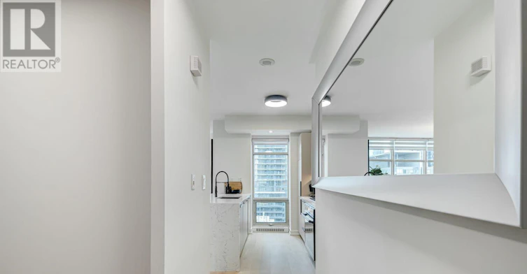1903-35 Mariner Terrace, Toronto, ON, M5V 3V9 - 6