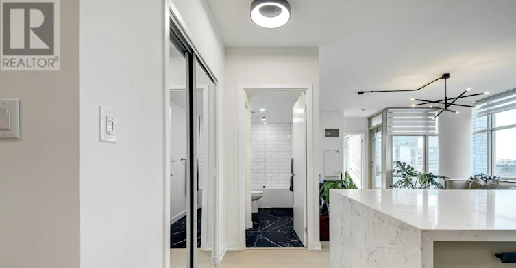1903-35 Mariner Terrace, Toronto, ON, M5V 3V9 - 7