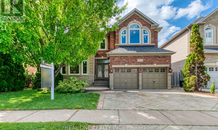 1205 Lindenrock Drive