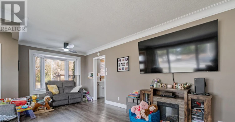 105 Wellington Street W, Exeter, ON, N0M 1S2 - 9