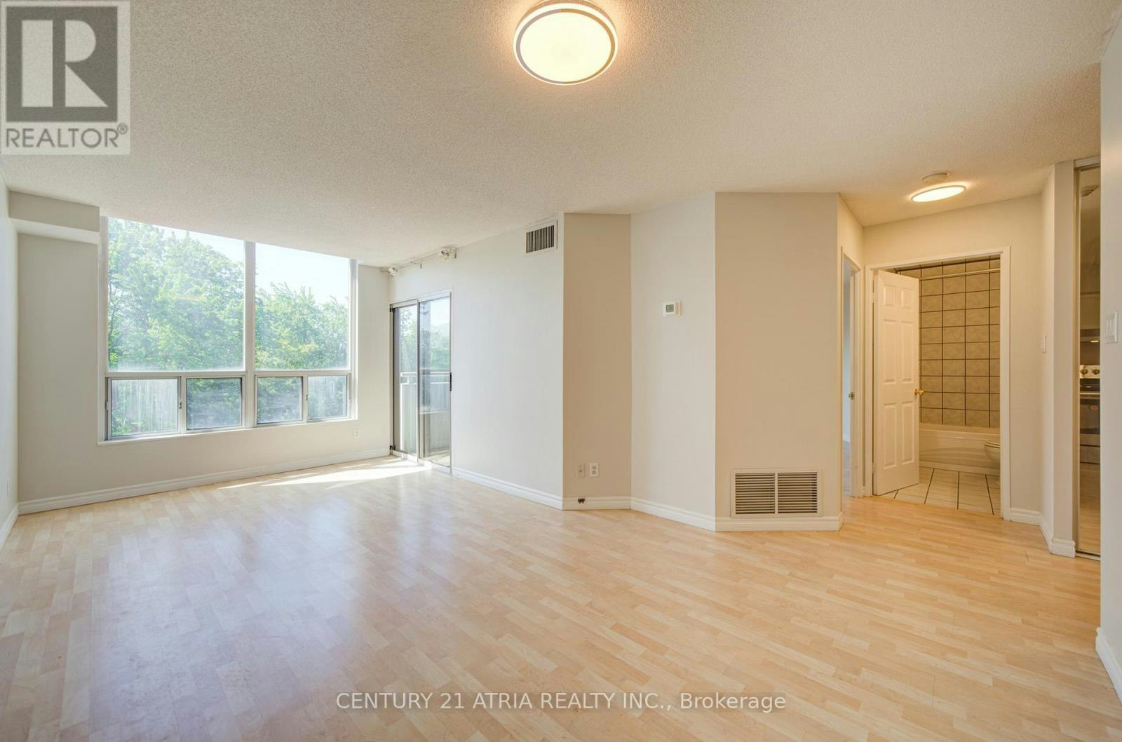 310-897 Sheppard Avenue, Toronto, ON, M3H 2T4