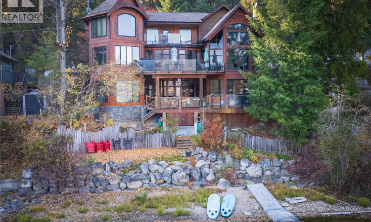 1722 WEST Lake Drive