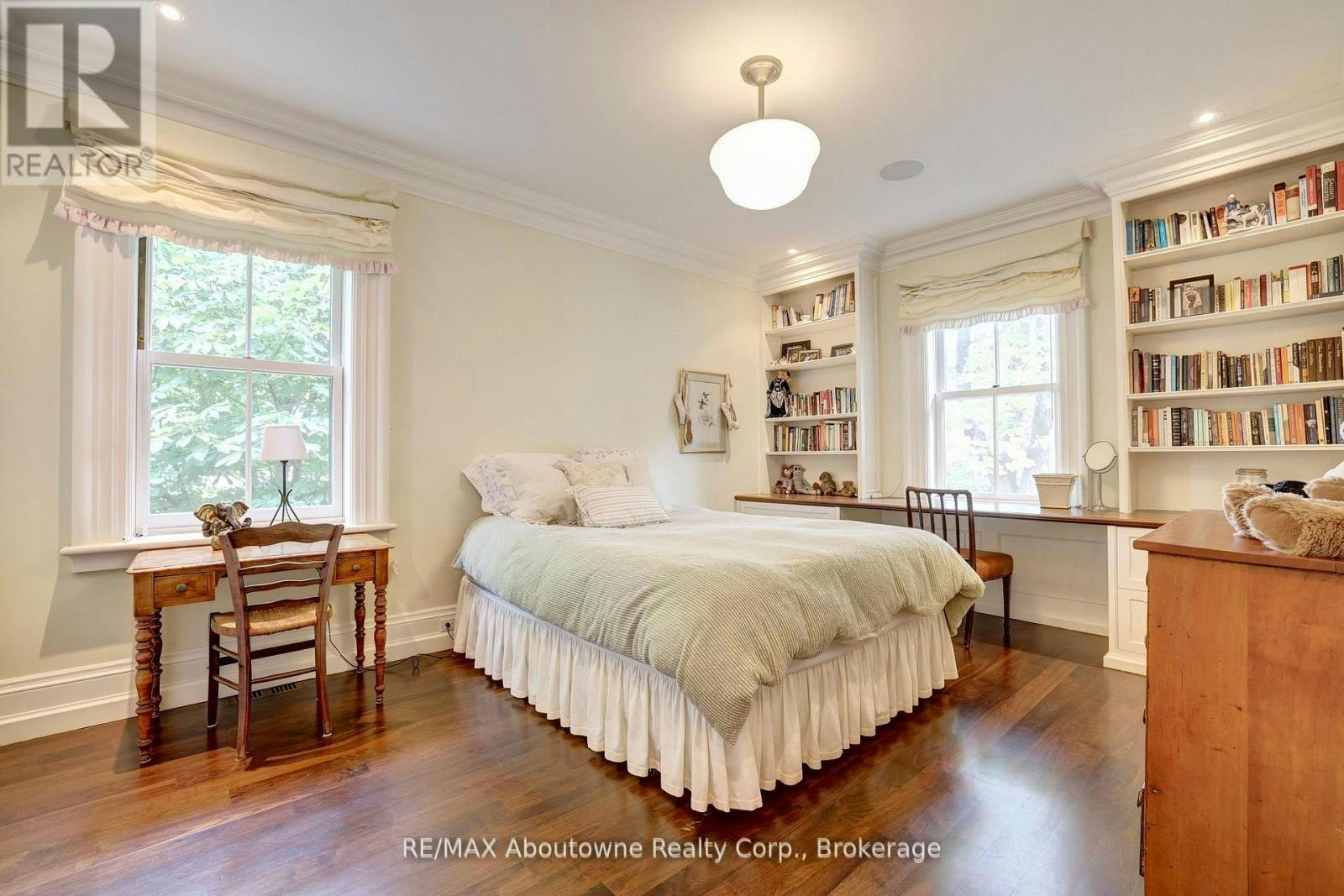 350 King Street, Oakville, ON, L6J 1C2 - 30
