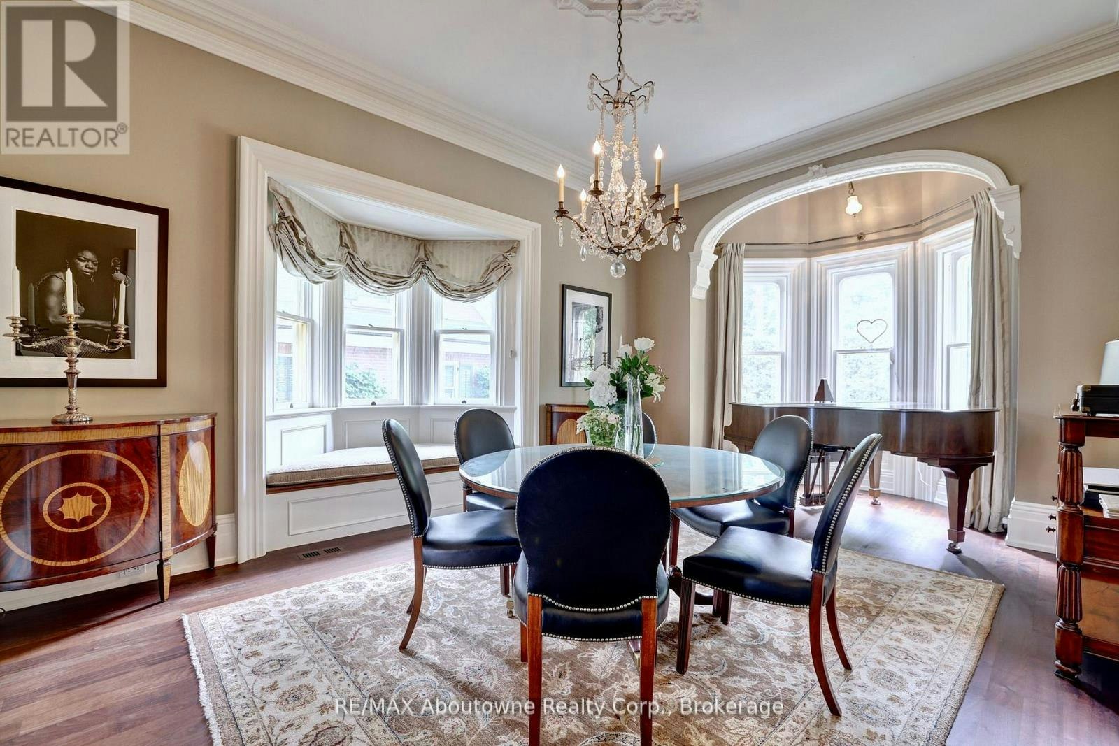 350 King Street, Oakville, ON, L6J 1C2 - 8