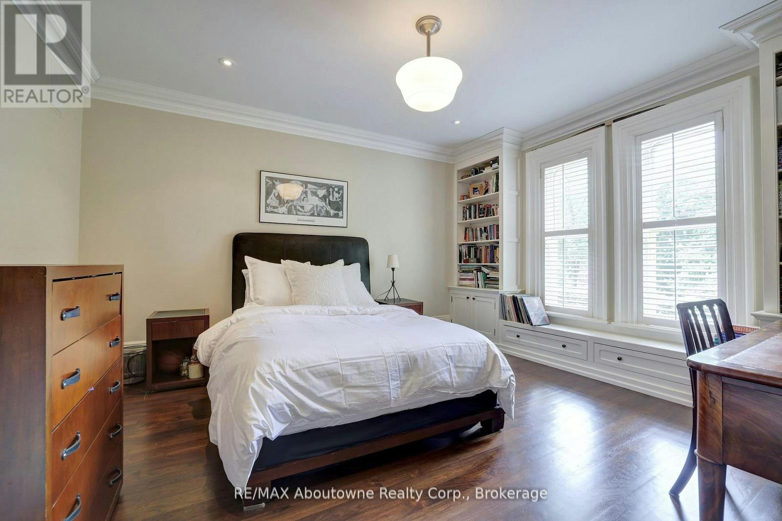 350 King Street, Oakville, ON, L6J 1C2 - 31