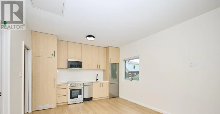 3-5361 Valley Way, Niagara Falls, ON, L2E 1X5 - 5