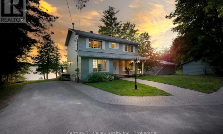 23 Clavette Lane