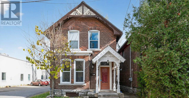 1-407 Bagot Street, Kingston, ON, K7K 3C1