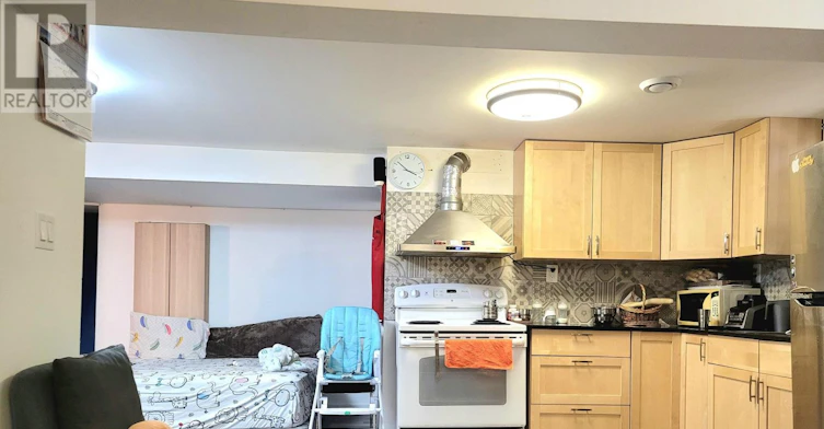 5675 Peer Street, Niagara Falls, ON, L2G 1W9 - 6