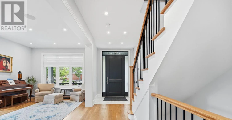 41 Loma Road, Toronto, ON, M8Z 3Z8 - 4