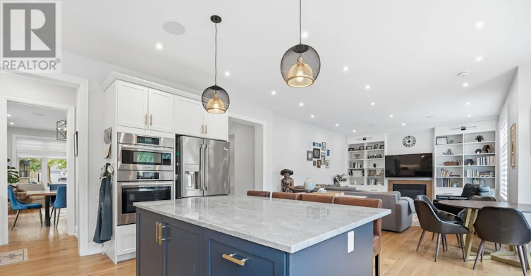 41 Loma Road, Toronto, ON, M8Z 3Z8 - 9