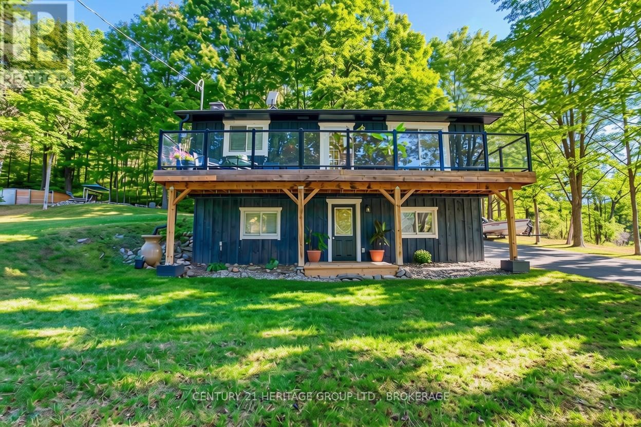 10874 Canoe Lake Road, South Frontenac, ON, K0H 2V0