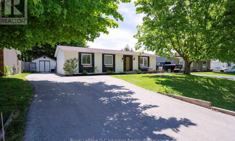 482 Provincial Street