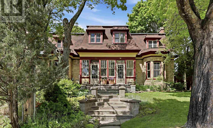 36 Herrick Street