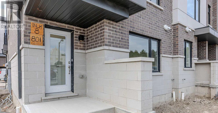 809-1695 Dersan Street, Pickering, ON, L1V 2P8 - 3