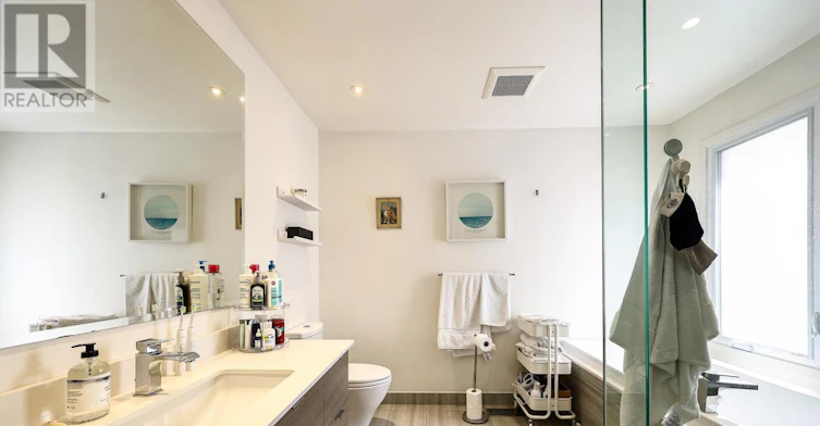 75 Boston Avenue, Toronto, ON, M4M 2T8 - 15