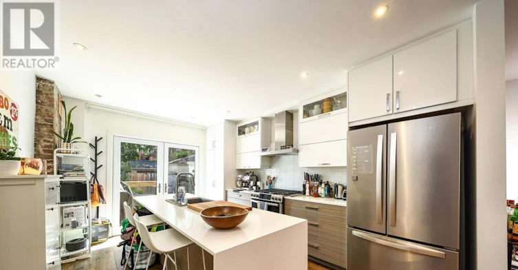75 Boston Avenue, Toronto, ON, M4M 2T8 - 8