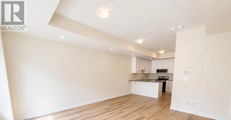 226-1695 Dersan Street, Pickering, ON, L1X 0S9 - 4