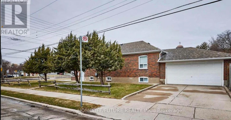 MAIN-1377 Warden Avenue, Toronto, ON, M1R 2S3 - 2