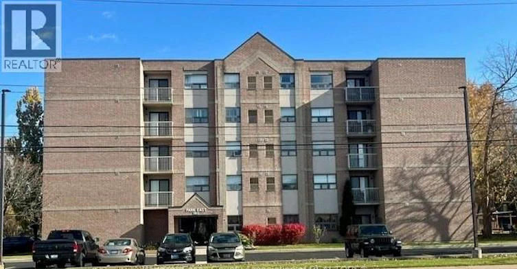206-1160 Lauzon, Windsor, ON, N8S 4T1 - 2