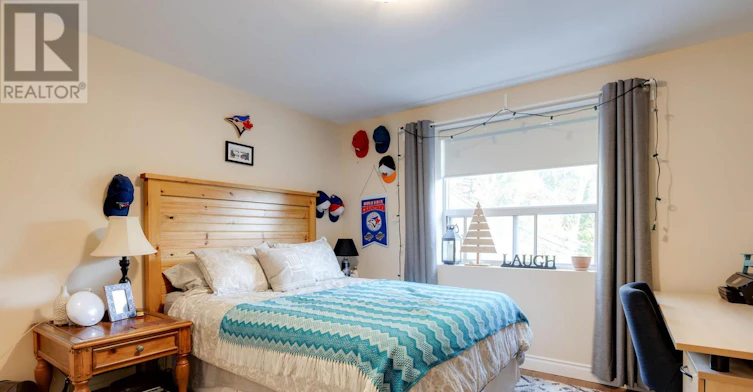MAIN-209 Coxwell Avenue, Toronto, ON, M4L 3B4 - 10