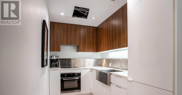 PH 09-383 Sorauren Avenue, Toronto, ON, M6R 1W5 - 44