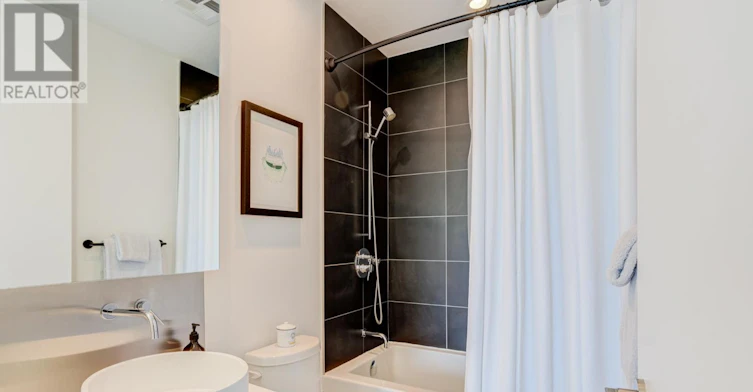PH 09-383 Sorauren Avenue, Toronto, ON, M6R 1W5 - 35