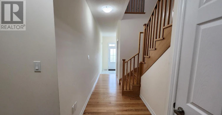 263 Fleetwood Drive, Oshawa, ON, L1K 3E8 - 3