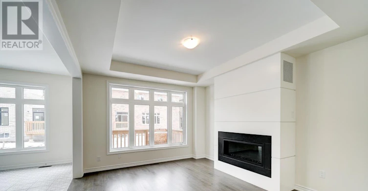 25 Garrett Styles Drive, Georgina, ON, L4P 0J1 - 12