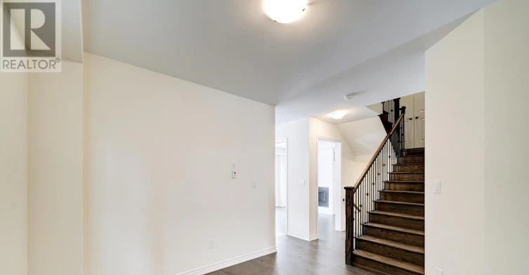 25 Garrett Styles Drive, Georgina, ON, L4P 0J1 - 7
