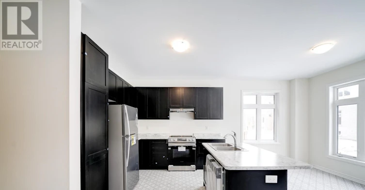 25 Garrett Styles Drive, Georgina, ON, L4P 0J1 - 18