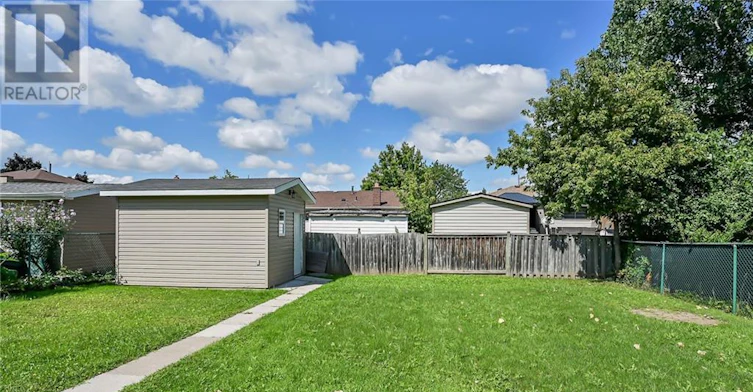 B-221 Gray Road, Hamilton, ON, L8E 1T9 - 22