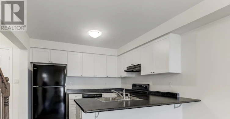 7 Bluegill Crescent, Whitby, ON, L1P 0E4 - 12