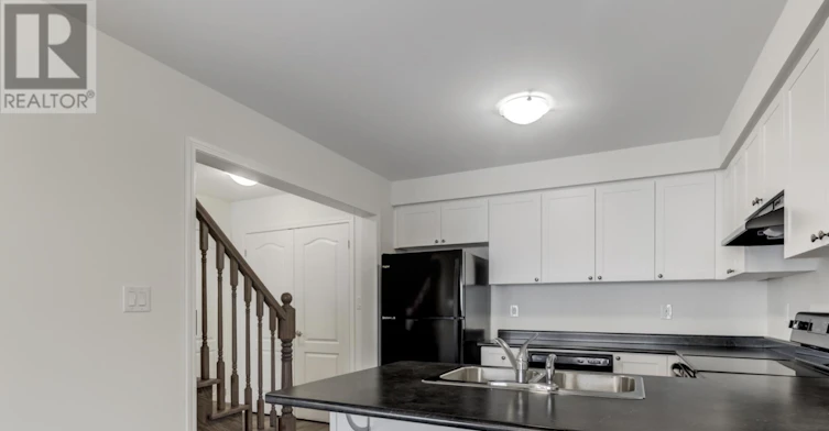 7 Bluegill Crescent, Whitby, ON, L1P 0E4 - 13