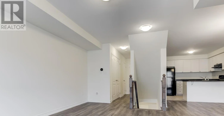 7 Bluegill Crescent, Whitby, ON, L1P 0E4 - 8
