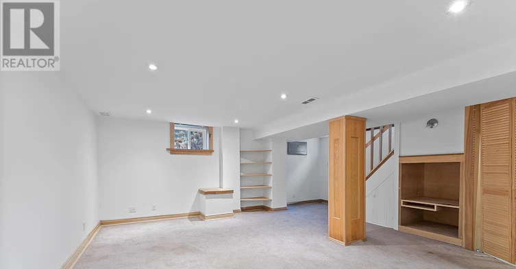 40 Scarboro Crescent, Toronto, ON, M1M 2J4 - 41