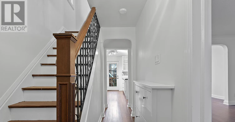 40 Scarboro Crescent, Toronto, ON, M1M 2J4 - 6