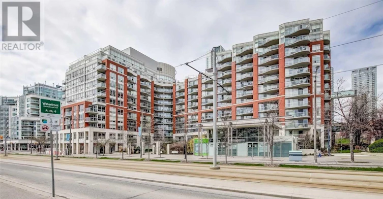 709-550 Queens Quay, Toronto, ON, M5V 3M8