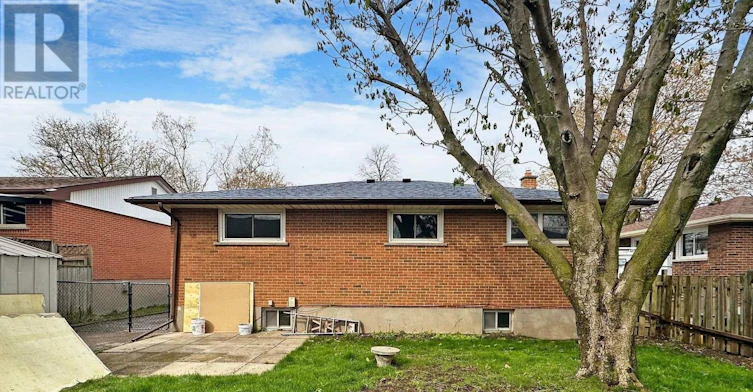 MAIN-331 Linden Street, Oshawa, ON, L1H 6R3 - 32