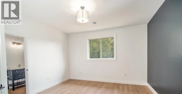 1210 Laurendeau Avenue, Windsor, ON, N8Y 4B5 - 8