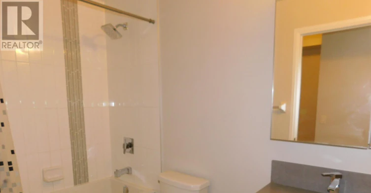 312-99 Eagle Rock Way, Vaughan, ON, L6A 5A7 - 14