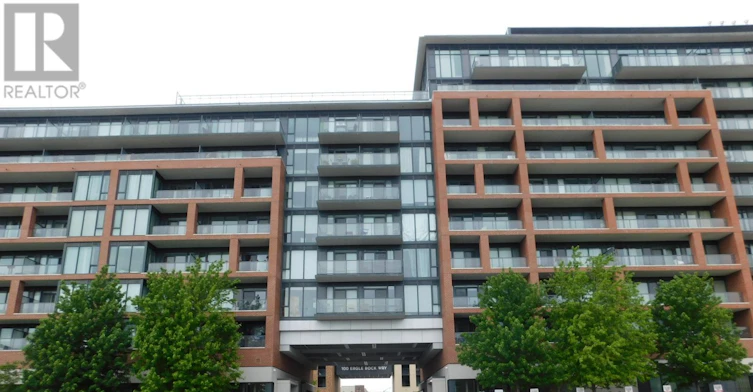 312-99 Eagle Rock Way, Vaughan, ON, L6A 5A7 - 2