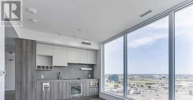 1910-5 Buttermill Avenue, Vaughan, ON, L4K 0J5 - 4