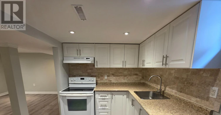 LOWER-158 Patterson Street, Newmarket, ON, L3Y 4Y8