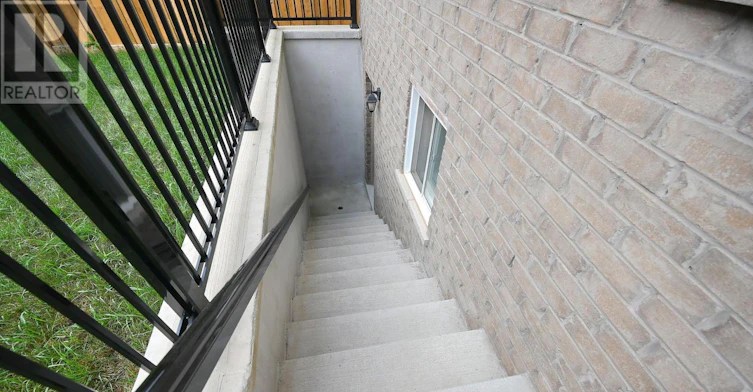 LOWER LEVEL-46 Mevira Gardens, Oakville, ON, L6H 0Z6 - 3