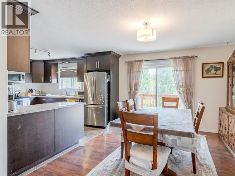 1912 Chasm Road, 70 Mile House, BC, V0K 2K0 - 7